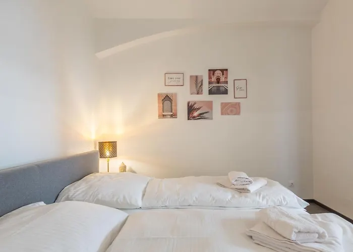 Xxxl Bed/ Free Parking/ Apartamento *